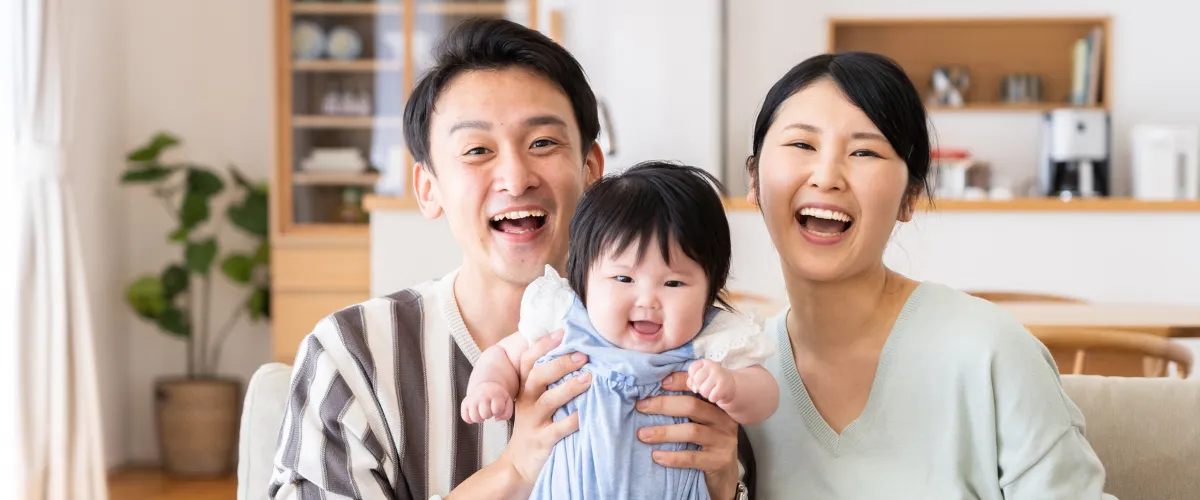 家族_笑顔のイメージ